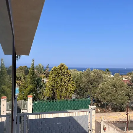 The Blue Window - - 300m From Sea Bed & Breakfast Augusta