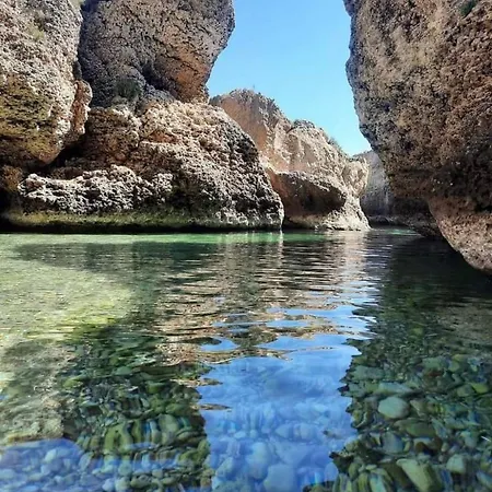 The Blue Window - - 300m From Sea