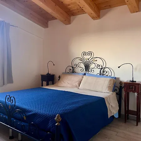 Bed and breakfast The Blue Window - - 300m From Sea *