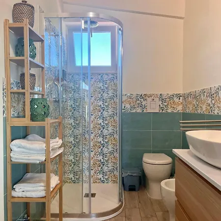 The Blue Window - - 300m From Sea Bed & Breakfast Augusta